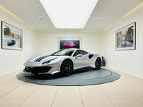 488 pista bi-turbo 720cv
