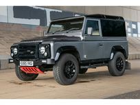 2015 land rover defender 90 xs
