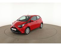 toyota aygo 1.0 vvt-i x-play x-shift