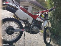 Honda White Xlr Used Search For Your Used Motorcycle On The Parking Motorcycles