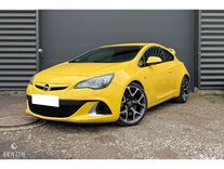 OPEL ASTRA OPC benzin - opel astra opc - 2013