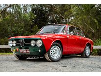 1968 alfa romeo 1750 gtv - race prepared
