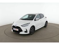 toyota yaris 1.5 hybrid design