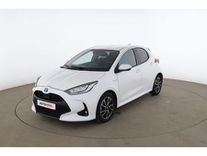 toyota yaris 1.5 hybrid design