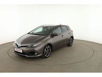 toyota auris 1.8 hybride design