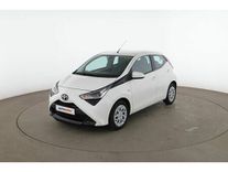 toyota aygo 1.0 vvt-i x-play x-shift