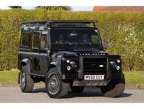 2009 land rover defender 110 svx
