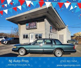 LINCOLN TOWN CAR USED 1996 LINCOLN TOWN CAR EXECUTIVE