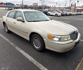 LINCOLN TOWN CAR USED 2002 LINCOLN TOWN CAR CARTIER