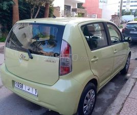 VOITURE TRÈS PROPRE