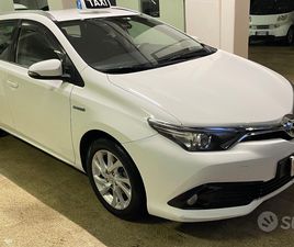 TOYOTA AURIS TOURING SPORTS 1.8 HYBRID BUSINESS (T