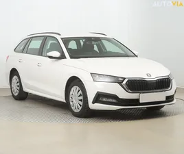 SKODA OCTAVIA 2.0 TDIAMBITION , ČR,1.MAJ, TEMPOMAT ZA 15 100 €