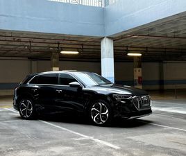 <LI CLASS=BREADCRUMBS-MODULE_LIST-ITEM__ZG-6Q AUDI E-TRON 55 QUATTRO S LINE </OL>