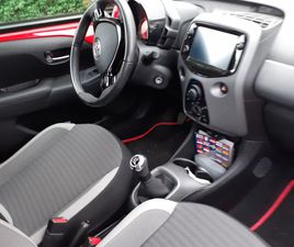 TOYOTA AYGO VÉHICULE OCCASION TOYOTA AYGO ROUGE