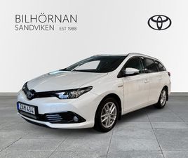 TOYOTA AURIS 1,8 HYBRID TOURING SPORTS INTENSE EDITION
