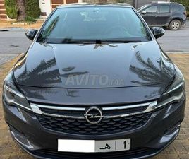 OPEL ASTRA BVM DIESEL 2017 À RABAT