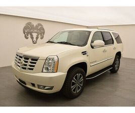 CADILLAC ESCALADE ESCALADE 6.2 SPORT LUXURY