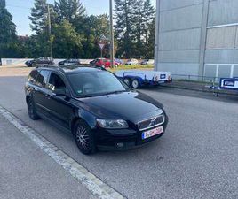 VOLVO V50 2.4I AUT.