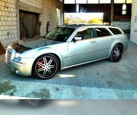 CHRYSLER 300C TOURING 5.7 V8 HEMI AWD AUTOM. -