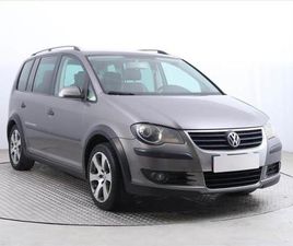 VOLKSWAGEN CROSSTOURAN VOLKSWAGEN TOURAN CROSS 1.9 TDI, 7 MÍST