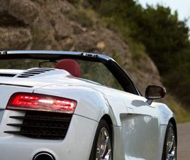 AUDI R8 SPYDER V8 4.2 QUATTRO