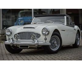 AUSTIN HEALEY 100-6 1957 AUSTIN-HEALEY 100-6 BLANC IN FIRENZE, ITALIE - A VEN...