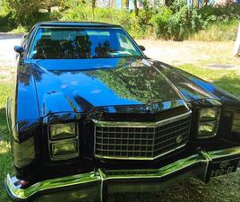 FORD RANCHERO VOITURE DE COLLECTION