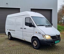 MERCEDES-BENZ SPRINTER - 208D 208CDI LANG HOOG CLEAN CAR GERMANY CAR