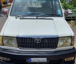 TOYOTA QUALIS TOYOTA QUALIS FS B1 2004