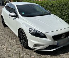 VOLVO V40 D3 VOLVO VOLVO V40 D3 R-DESIGN+ALCANTARA+PDC+CAM+SITZHZG+