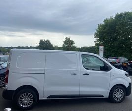 MEDIUM 2.0 D-4D 140 BUSINESS RC21