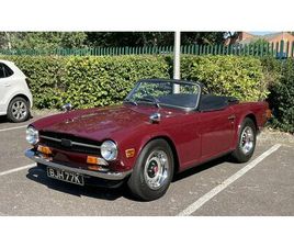 1971 TRIUMPH TR6 ROUGE FONCÉ MANUEL, 5 VITESSES CONDUITE...