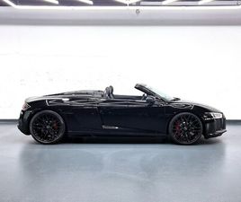 R8 SPYDER 5.2 FSI V10 QUATTRO S-TRONIC
