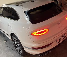 BENTAYGA V8