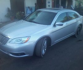 CHRYSLER 300 2014 DAKAR