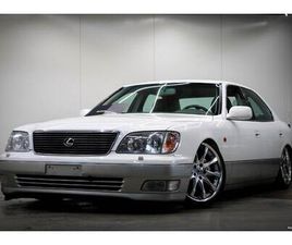 400 V8 4D A XENON HELMIÄISVÄRI ILMAJOUSET ALUT WORK