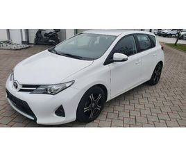 TOYOTA AURIS 1,33, 2015 GOD.