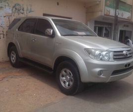 TOYOTA FORTUNER 2010 DAKAR