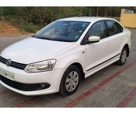VOLKSWAGEN VENTO VOLKSWAGEN VENTO COMFORTLINE 1.6 PETROL 2013
