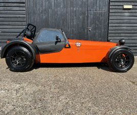 2001 CATERHAM AUTOSPORT 50TH EDITION (R400 SPEC/215BHP)