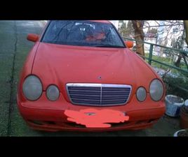 MERCEDES-BENZ E 220 '01