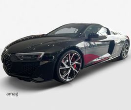 R8 COUPÉ RWD S-TRONIC