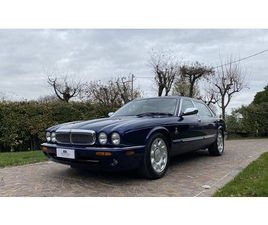 2000 DAIMLER SUPER V8 LWB A VENDRE