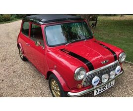 2000(X) ROVER MINI COOPER CLASSIC MPI, TUDOR RED, FSH A VENDRE