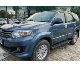TOYOTA FORTUNER 3.0 4X4 MT 2012