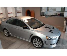 PLAYSTATION 4 - FW 10.01 + 8 GIOCHI