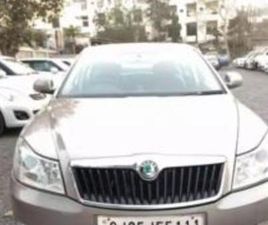 SKODA LAURA AMBIENTE 2.0 TDI CR MT 2013
