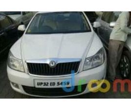SKODA LAURA SKODA LAURA ELEGANCE 1.9 TDI 2012