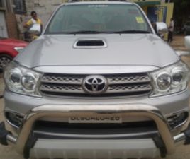 TOYOTA FORTUNER 3.0 LIMITED EDITION 2012