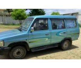 TOYOTA QUALIS FS B1 2001